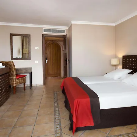 シーサイド サンディ ビーチ ホテル