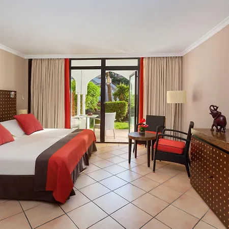 シーサイド サンディ ビーチ 4*