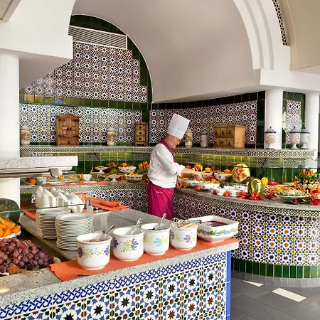 Seaside Sandy מלון