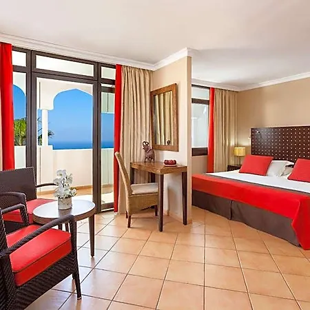 Seaside Sandy 4*