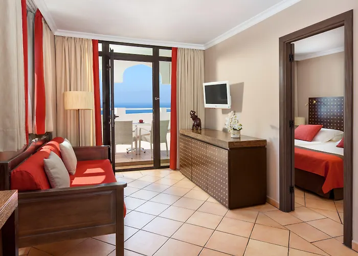 シーサイド サンディ ビーチ 4*