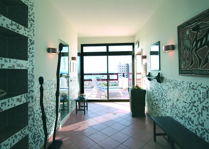 ホテル シーサイド サンディ ビーチ 4*