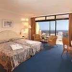 Seaside Sandy 4*