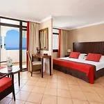 Seaside Sandy Szálloda 4*