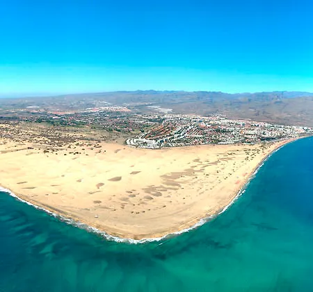 Seaside Sandy מלון 4*