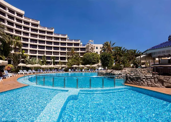 Seaside Sandy Отель 4*