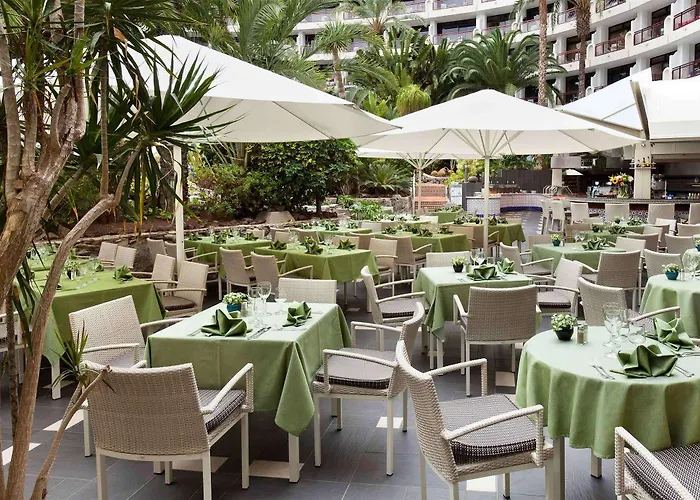 Seaside Sandy Hotel 4*
