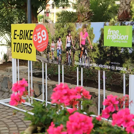 Seaside Sandy Hotel 4*